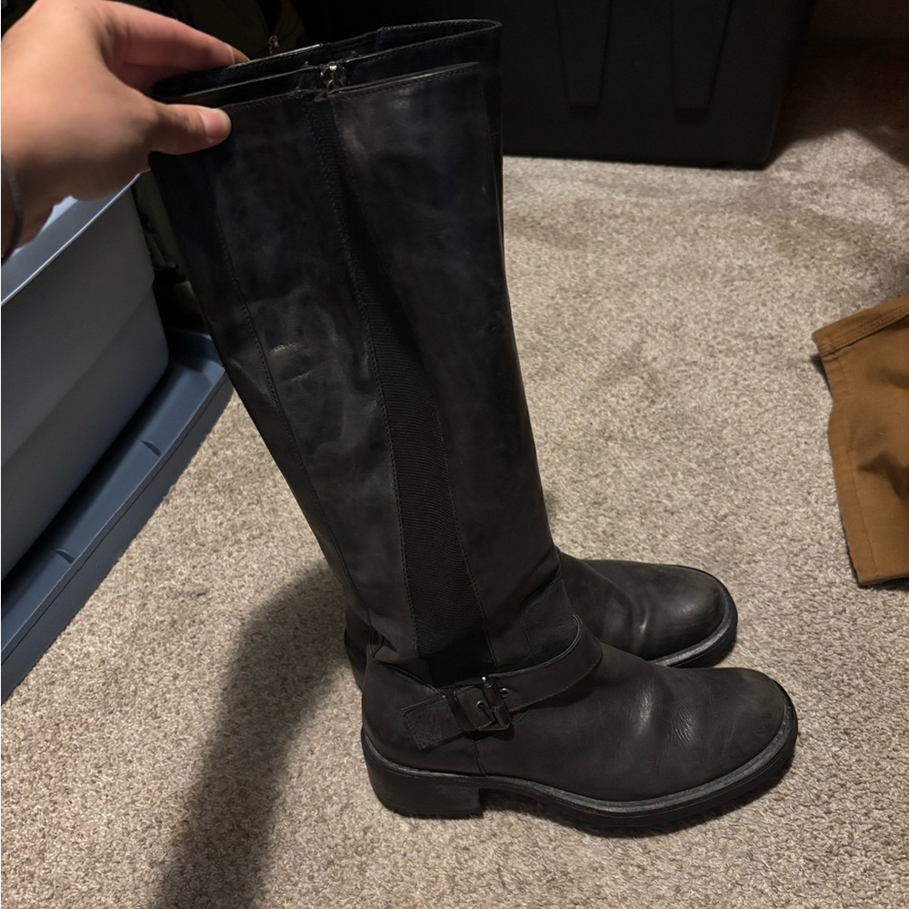 Black Knee-High Leather Boots Aquatalia